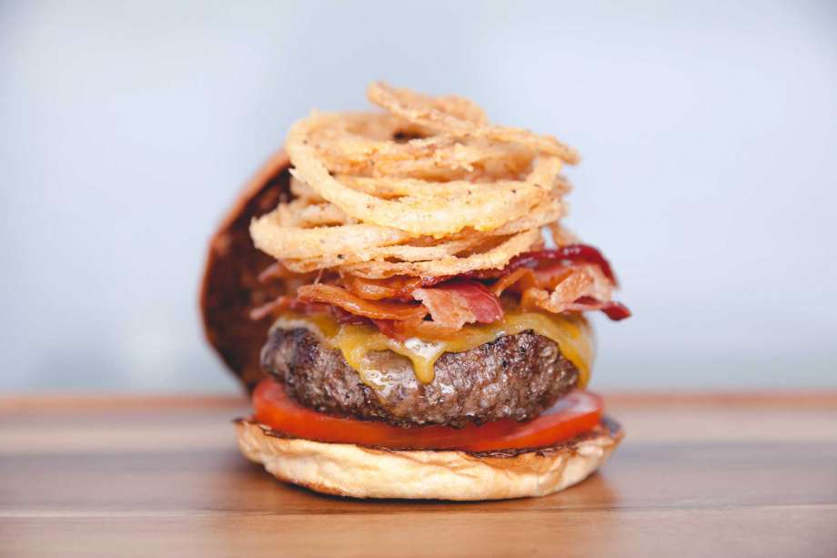 王大雷微博门引连锁反应 国足欲禁玩博客微博-IM电竞