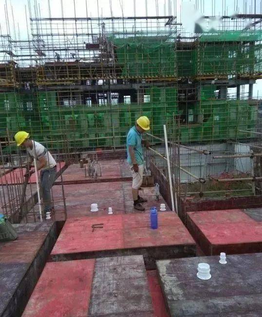 IM电竞官网:
前期预埋定位错位影响对照现场图(图1) IM电竞官网:
前期预埋定位错位影响对照现场图(图1)