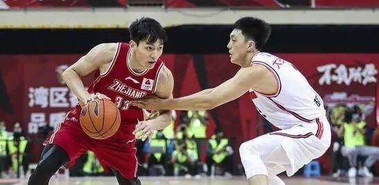 IM电竞官网|
浙江男篮刘泽一进攻犯规撞倒周鹏 裁判吹罚周鹏假摔让人目瞪口呆(图2) IM电竞官网|
浙江男篮刘泽一进攻犯规撞倒周鹏 裁判吹罚周鹏假摔让人目瞪口呆(图2)