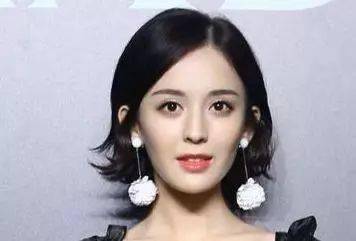 帮你打造瘦脸减龄的发型 选对烫发发型很重要!‘IM电竞官网’(图6)
帮你打造瘦脸减龄的发型 选对烫发发型很重要!‘IM电竞官网’(图6)