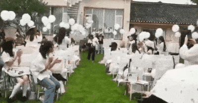 
两位顶流神颜男明星竟然偷偷举行了婚礼？这对的cp粉终于实现了梦想…‘IM电竞官网’(图7)