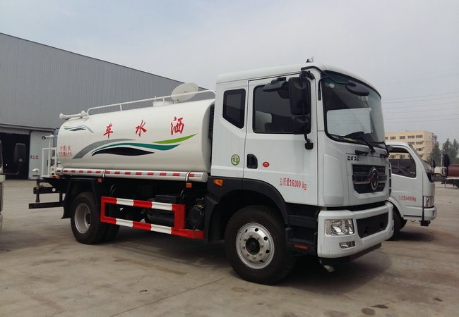 “IM电竞官网”成师附小全体学生走近大自然开展秋季综合实践活动(图1) IM电竞官网