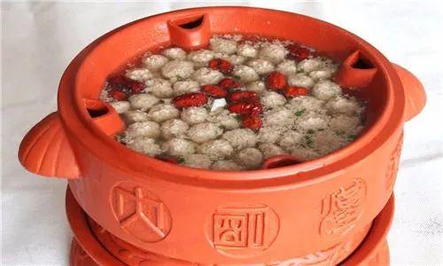 IM电竞官网_南京多动症医院:制止“眨眼、耸肩”等“坏习惯”提前预防多动症(图3) IM电竞平台