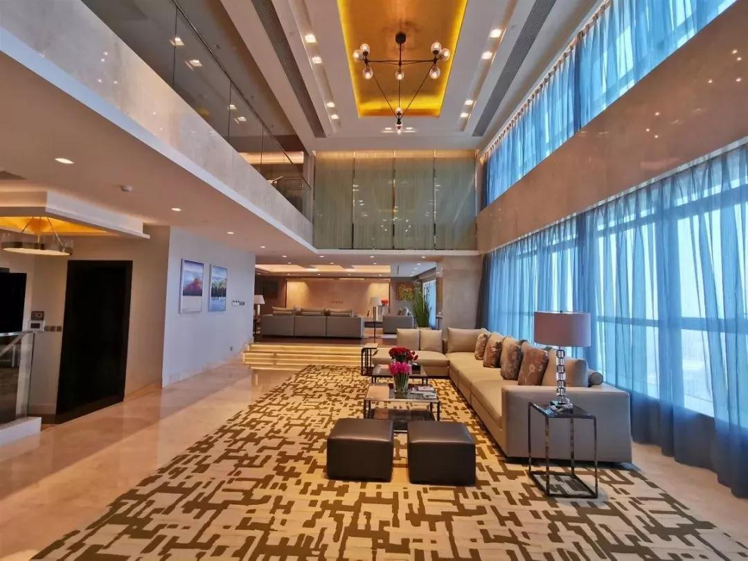 站东小学校种植园举行授牌仪式_IM电竞(图2) IM电竞官网