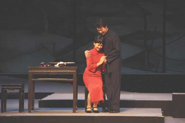 羽绒服搭配什么裤子悦目:IM电竞(图1) IM电竞平台